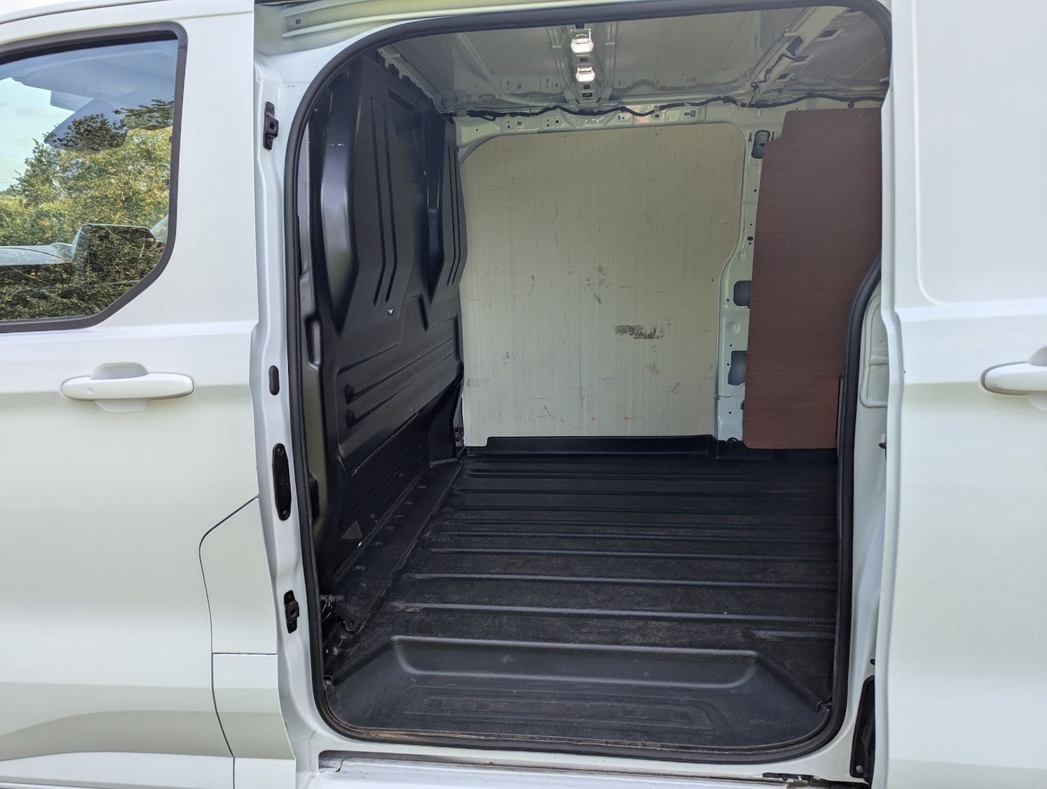Used Ford Transit Custom 2024 for sale - 76030833: Photo 24