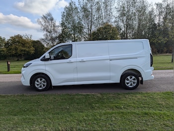 Used Ford Transit Custom 2024 for sale - 76030833: Photo 3