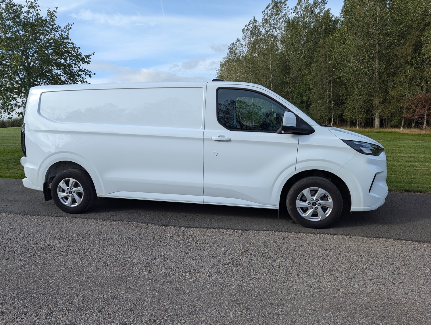Used Ford Transit Custom 2024 for sale - 76030833: Photo 4