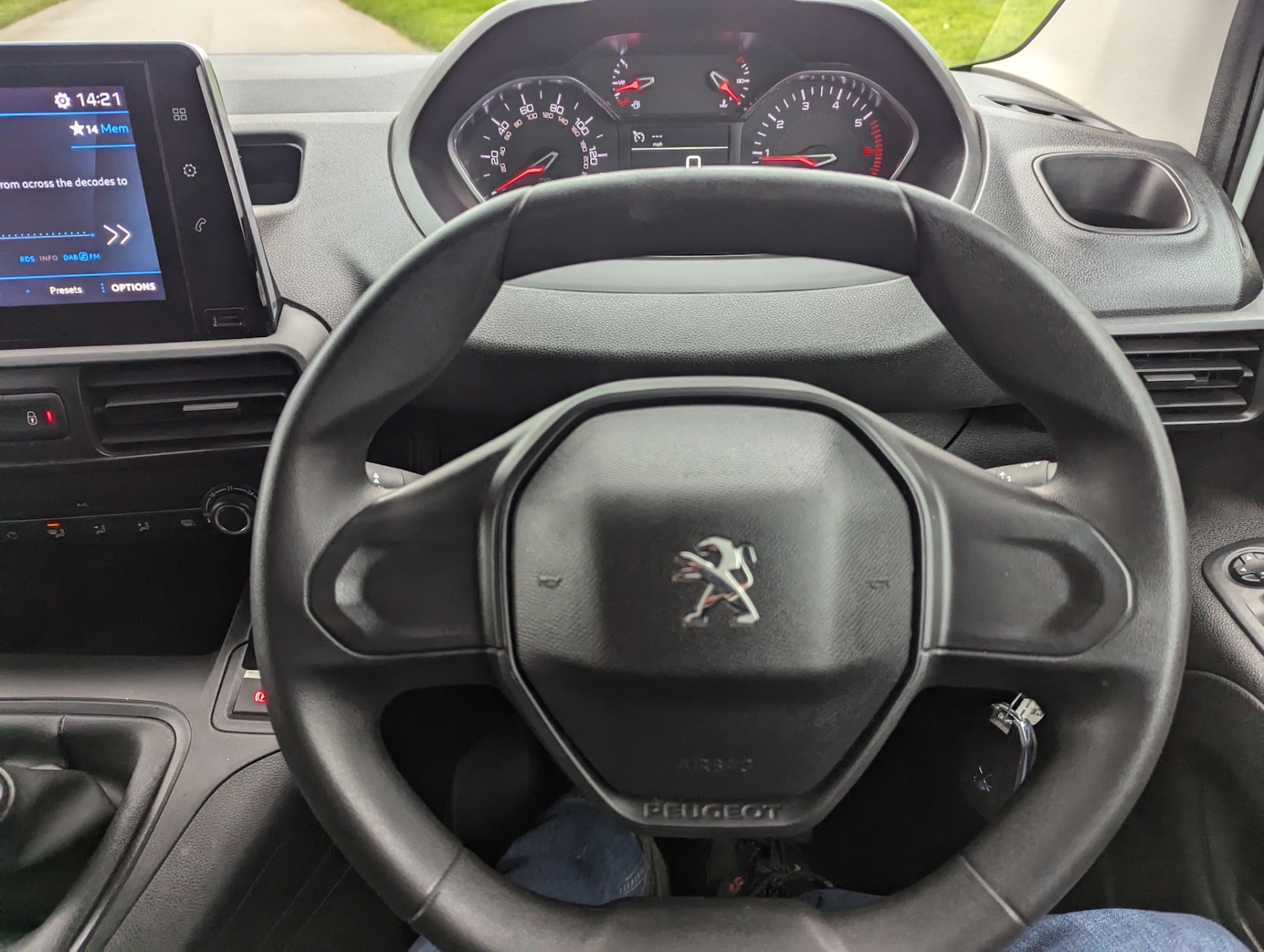 Used Peugeot Partner 2022 for sale - 77063519: Photo 15