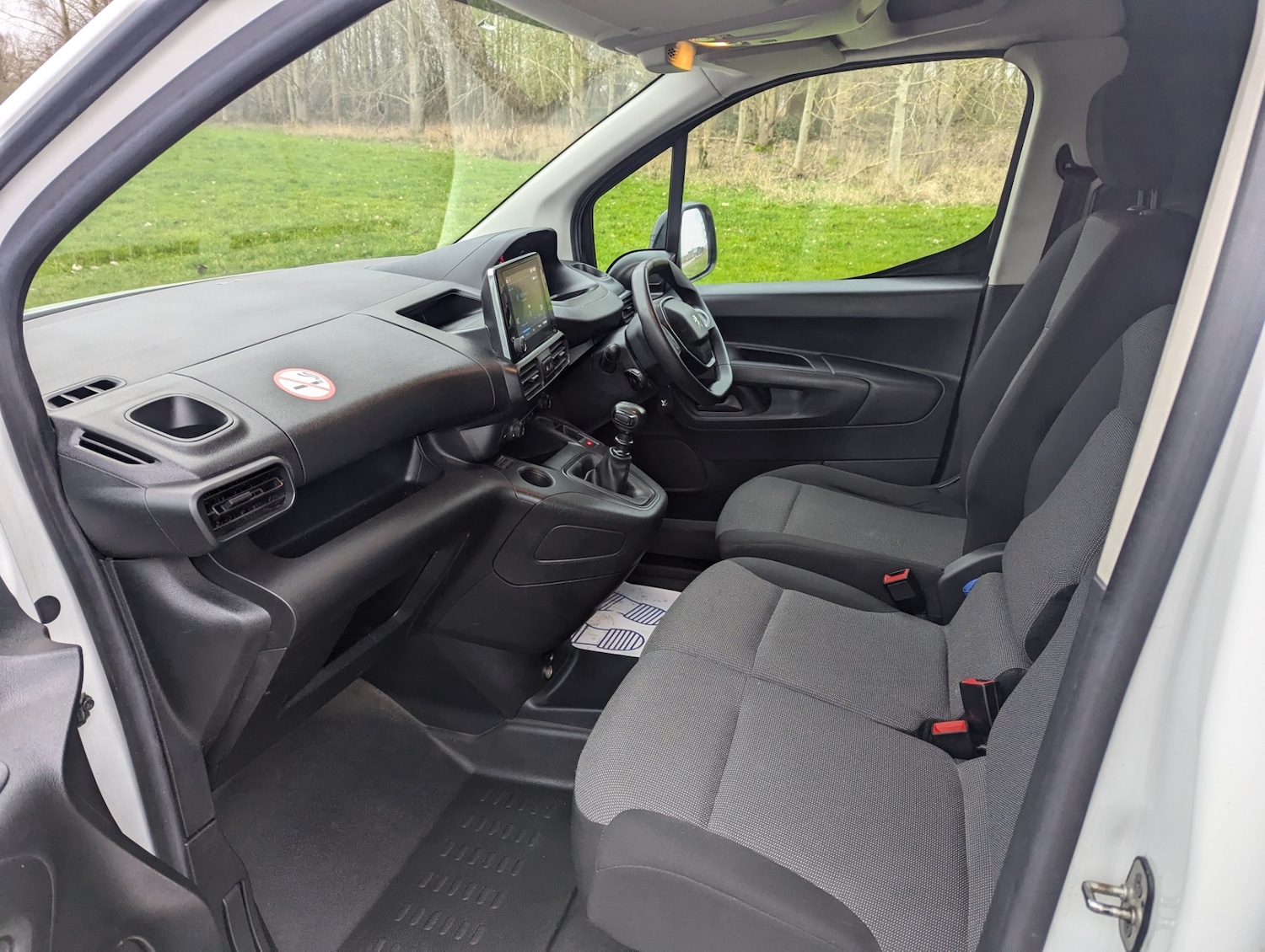 Used Peugeot Partner 2022 for sale - 77063519: Photo 21