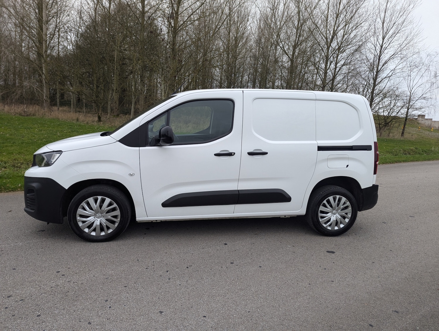 Used Peugeot Partner 2022 for sale - 77063519: Photo 3