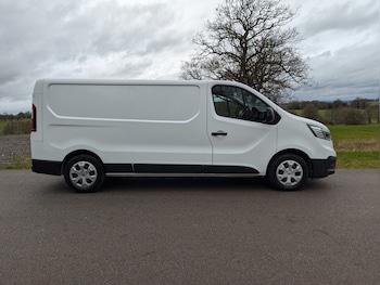 Used Renault Trafic 2023 for sale - 77686784: Photo