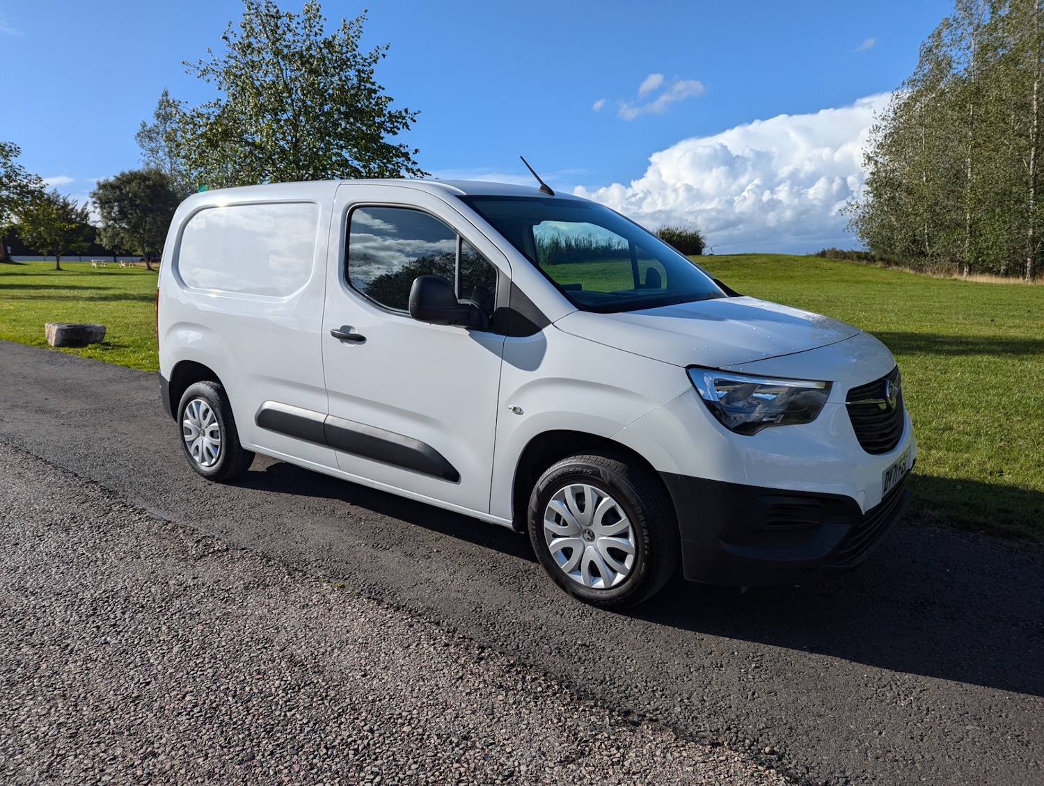 Used Vauxhall Combo 2021 for sale - 76455577: Photo 1