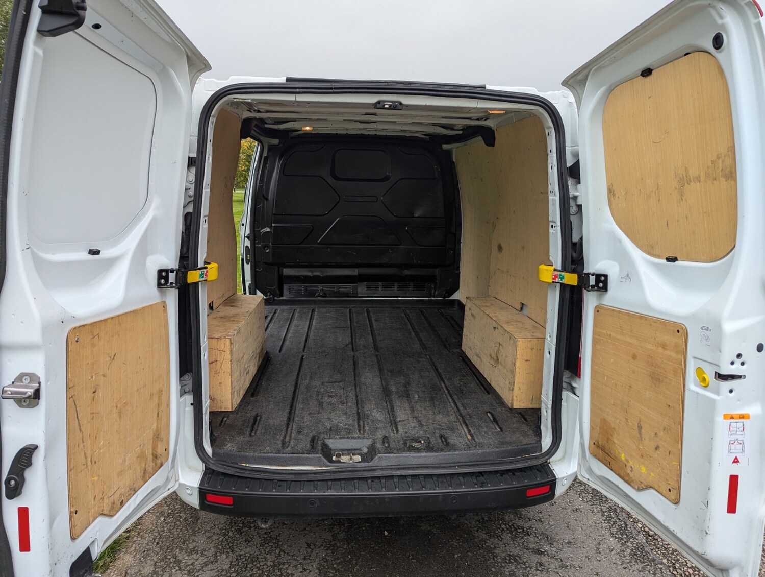 Used Ford Transit Custom 2023 for sale - 76455536: Photo 25