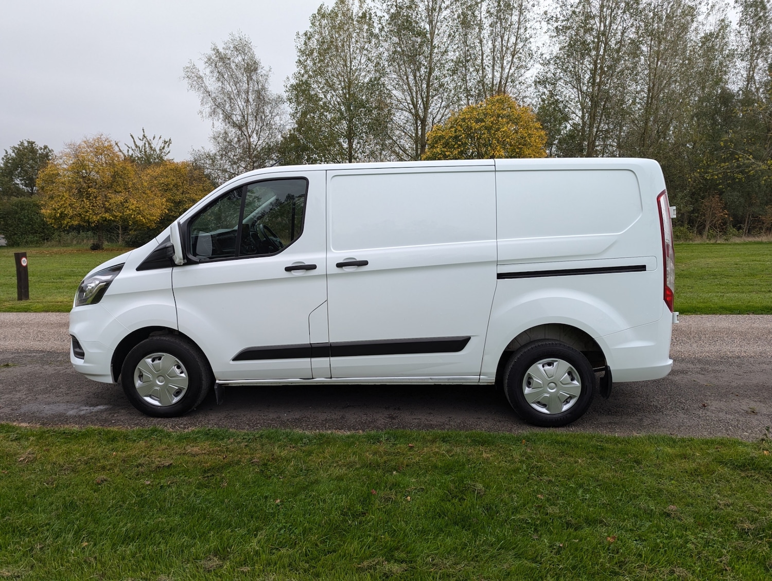 Used Ford Transit Custom 2023 for sale - 76455536: Photo 3