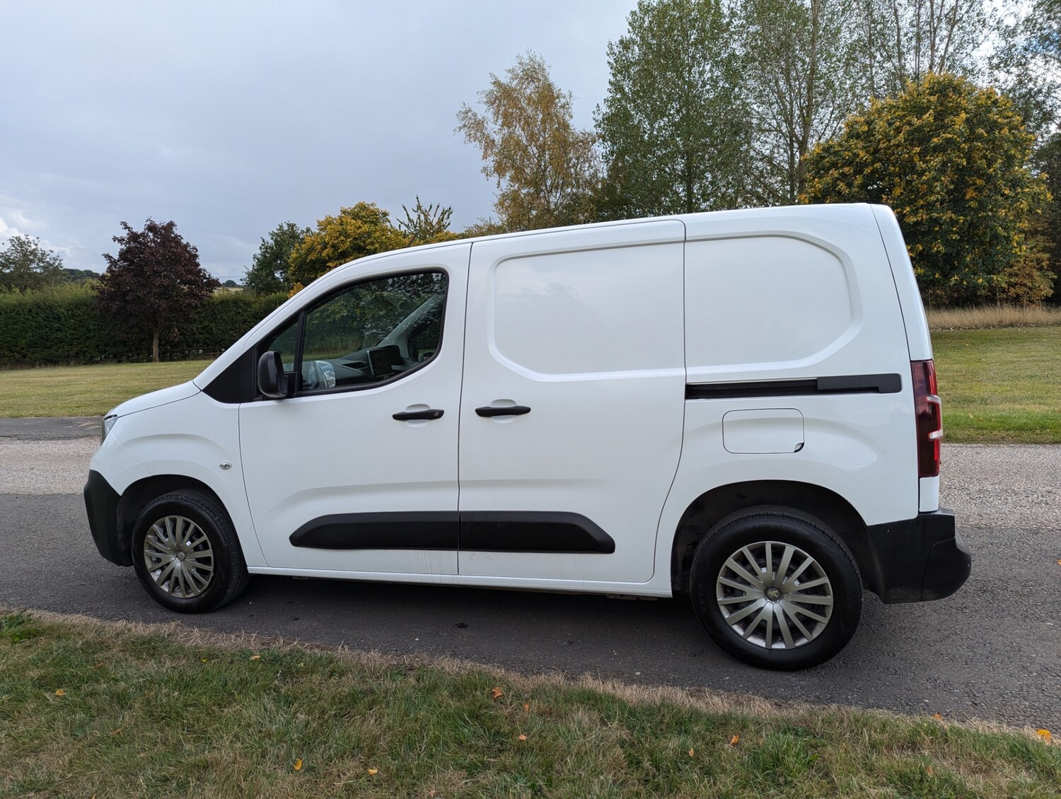 Vehicle 28