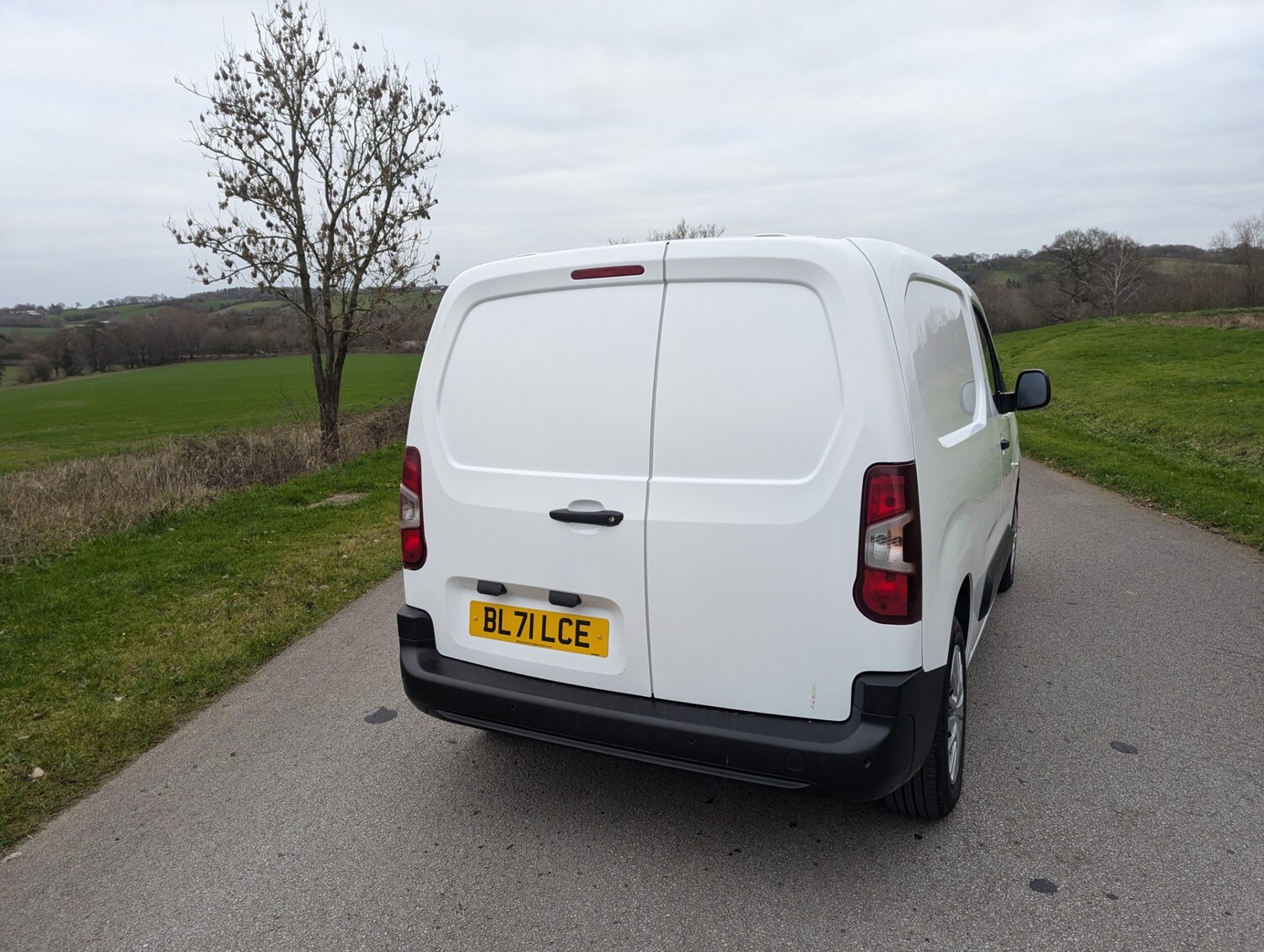 Used Peugeot Partner 2021 for sale - 77063525: Photo 32