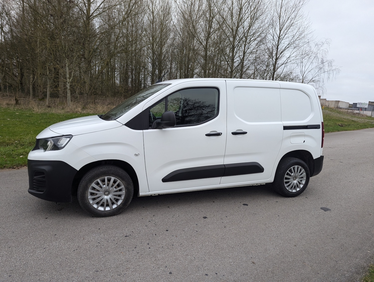 Used Peugeot Partner 2021 for sale - 77063525: Photo 35