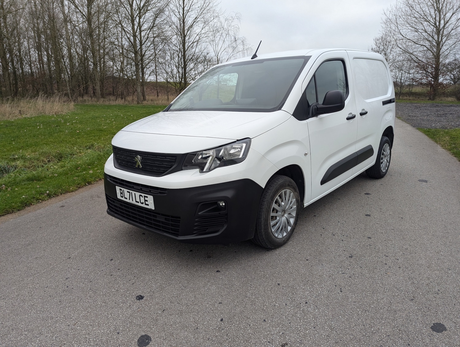 Used Peugeot Partner 2021 for sale - 77063525: Photo 38