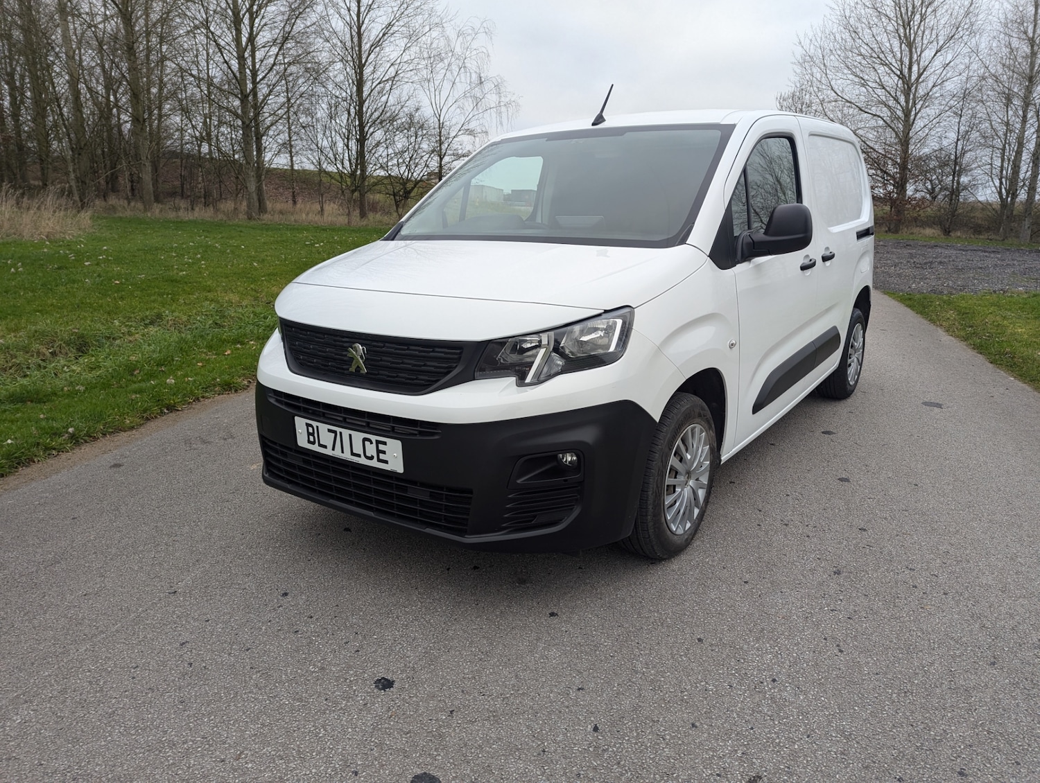 Used Peugeot Partner 2021 for sale - 77063525: Photo 39