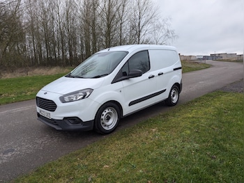 Ford Transit Courier feature image