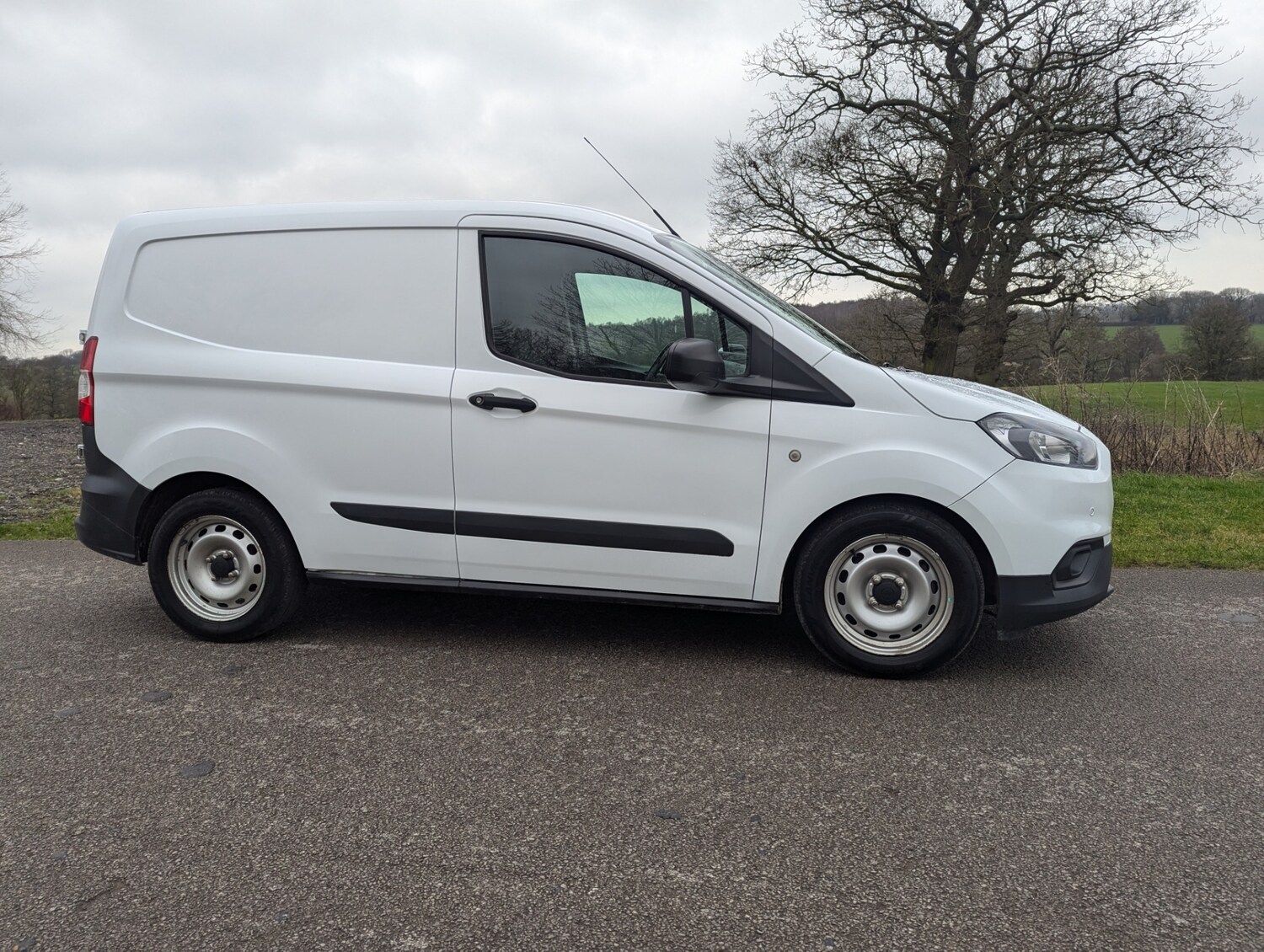 Used Ford Transit Courier 2023 for sale - 77417670: Photo 4