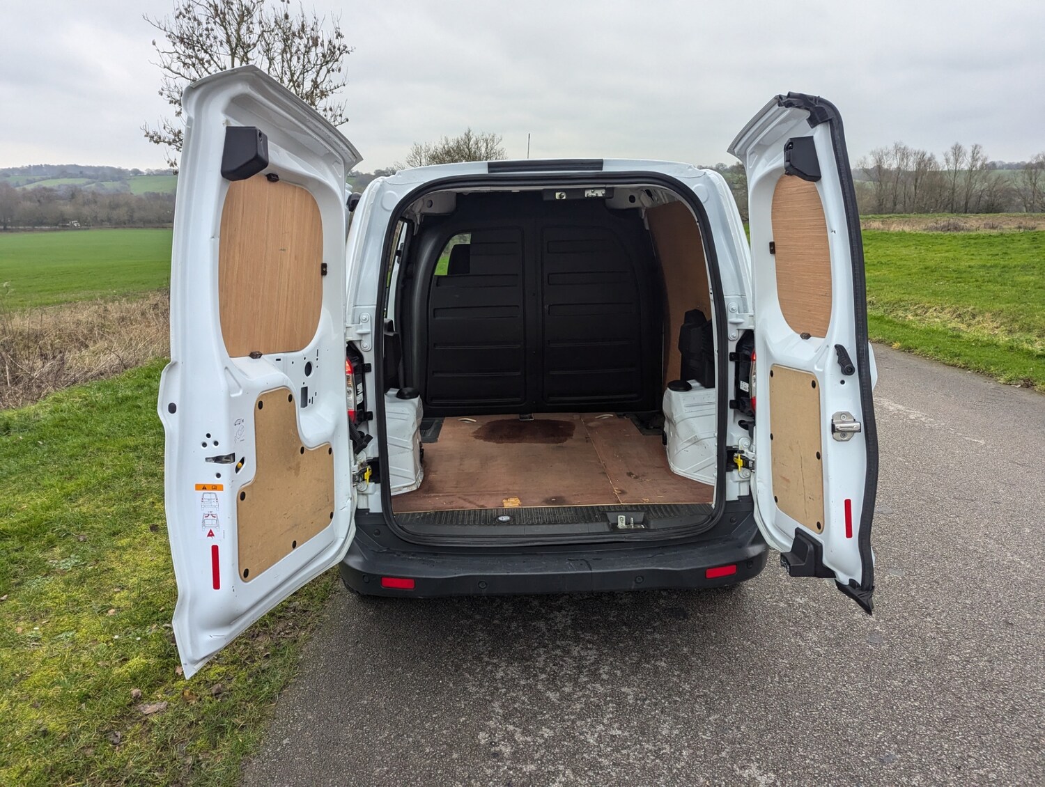 Used Ford Transit Courier 2023 for sale - 77417670: Photo 7