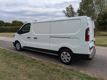 Used Renault Trafic 2023 for sale - 77286419: Photo