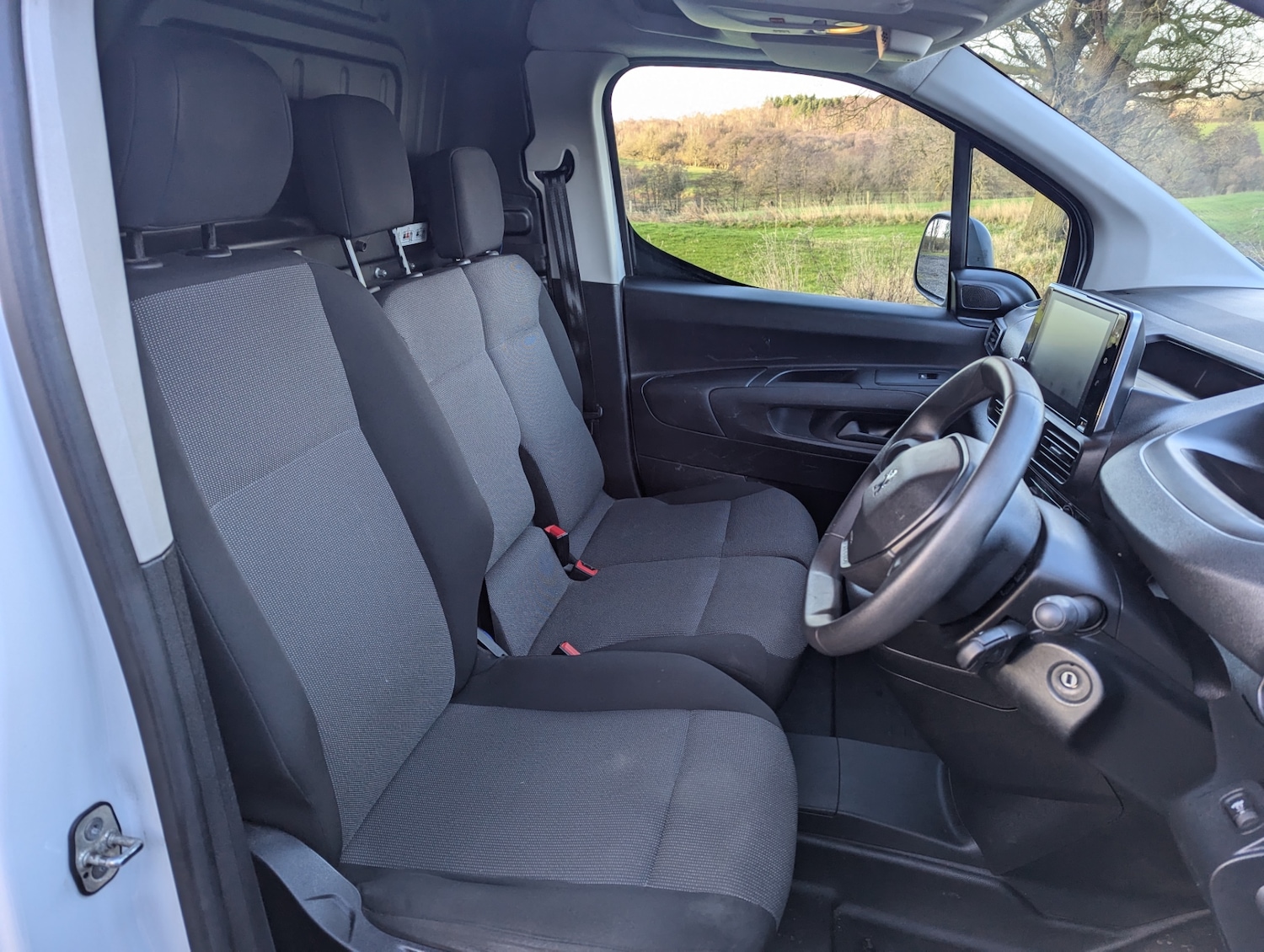 Used Peugeot Partner 2023 for sale - 77367199: Photo 13