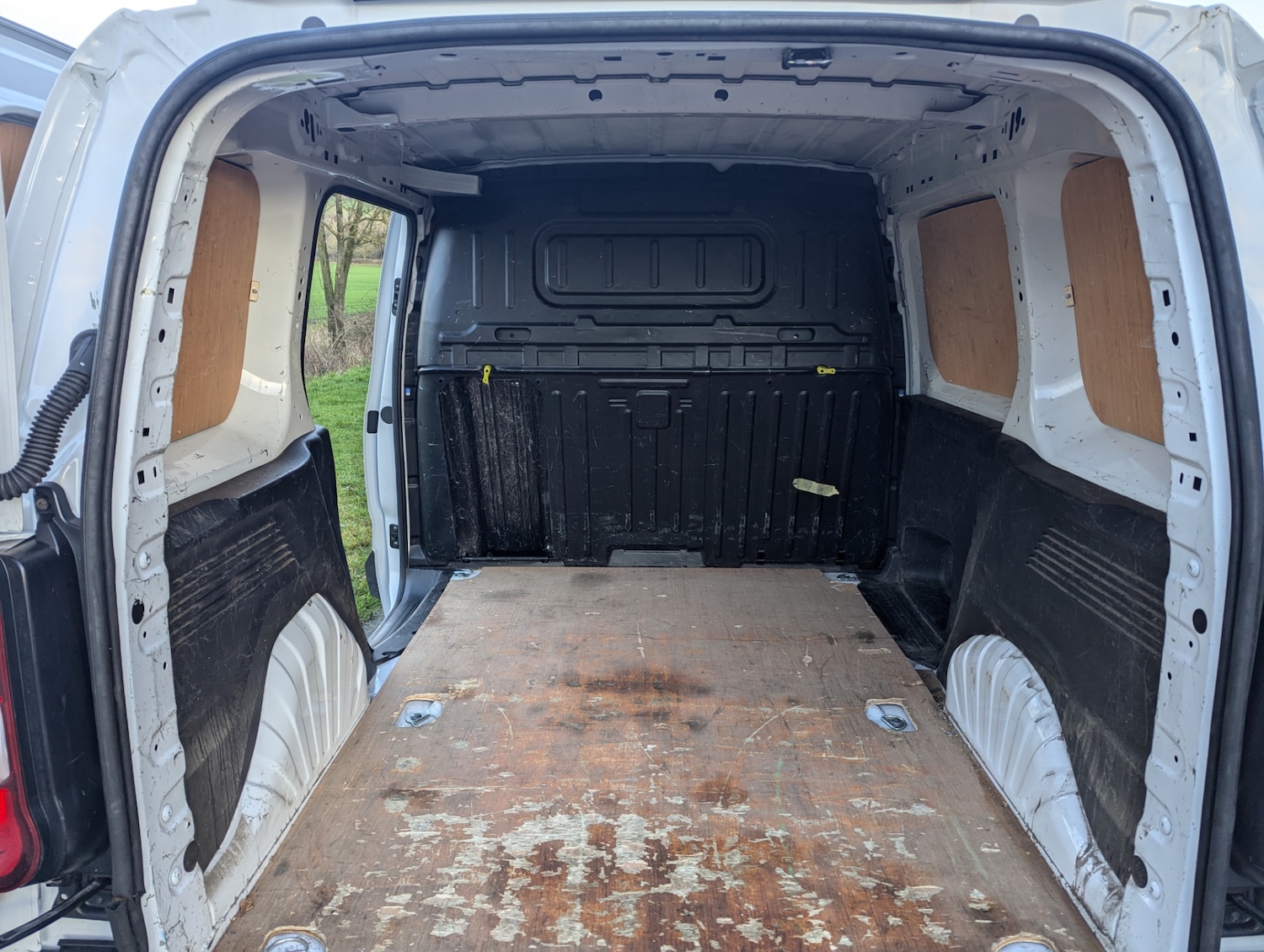 Used Peugeot Partner 2023 for sale - 77367199: Photo 18