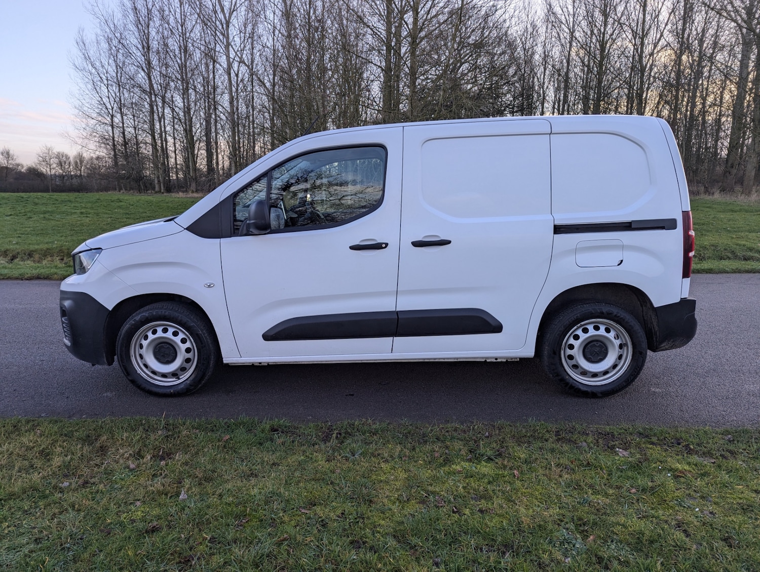 Used Peugeot Partner 2023 for sale - 77367199: Photo 3