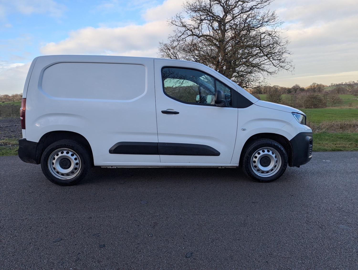 Used Peugeot Partner 2023 for sale - 77367199: Photo 4