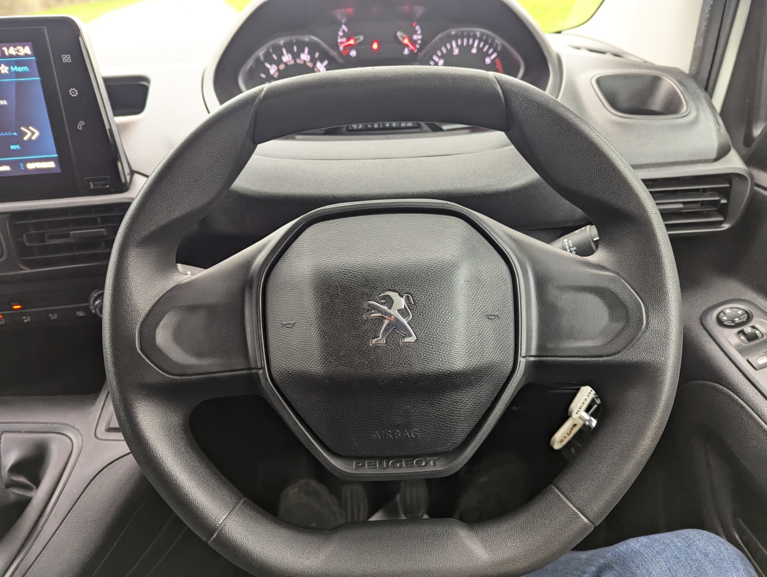 Used Peugeot Partner 2022 for sale - 77063599: Photo 16