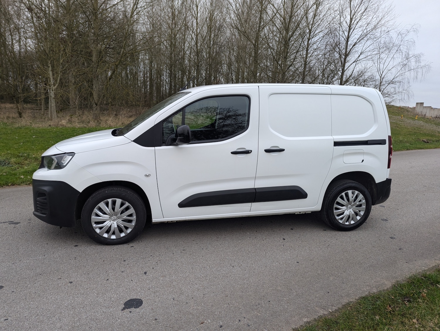 Used Peugeot Partner 2022 for sale - 77063599: Photo 34