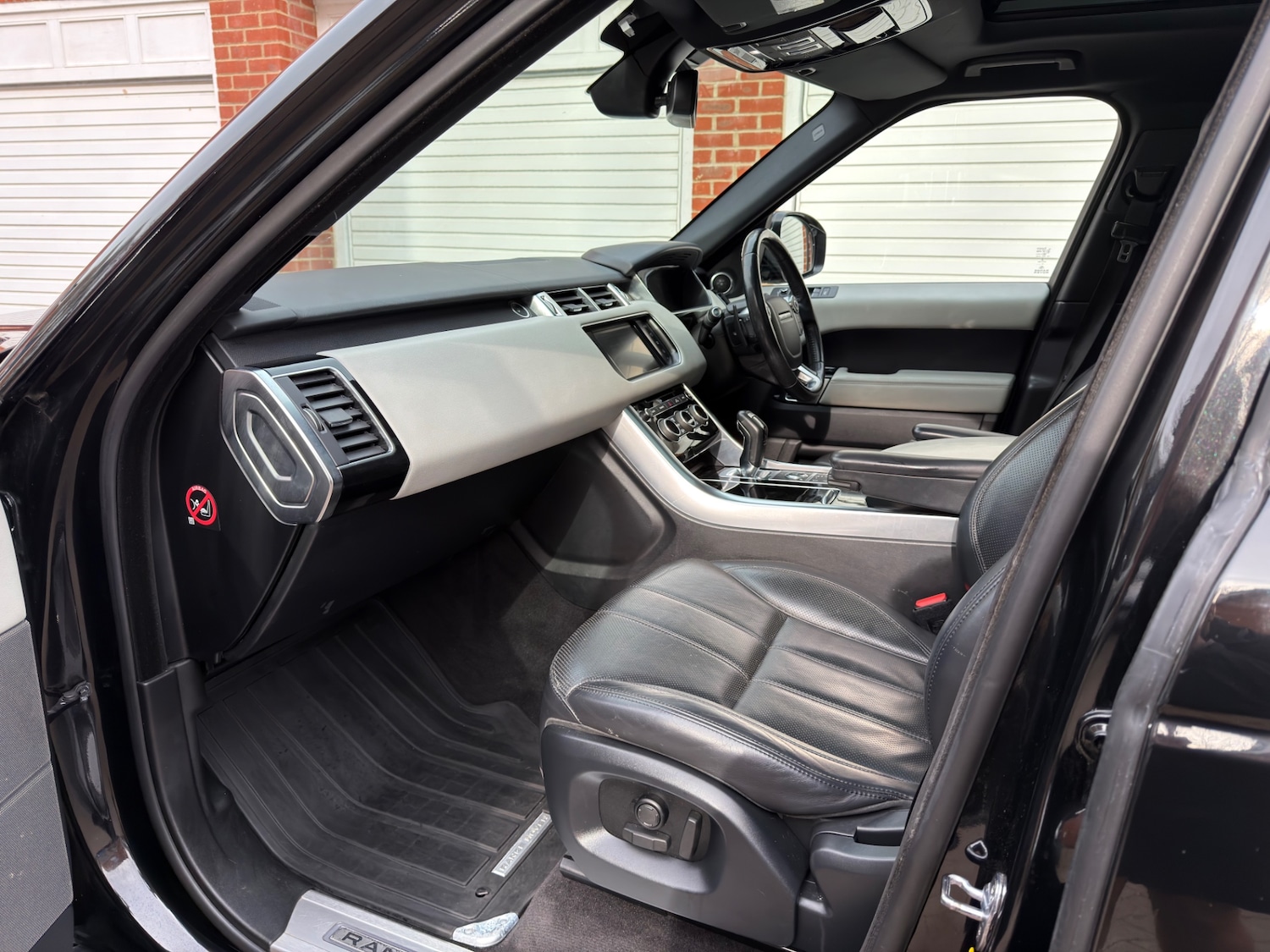 Used Land Rover Range Rover Sport 2016 for sale - 77995179: Photo 28