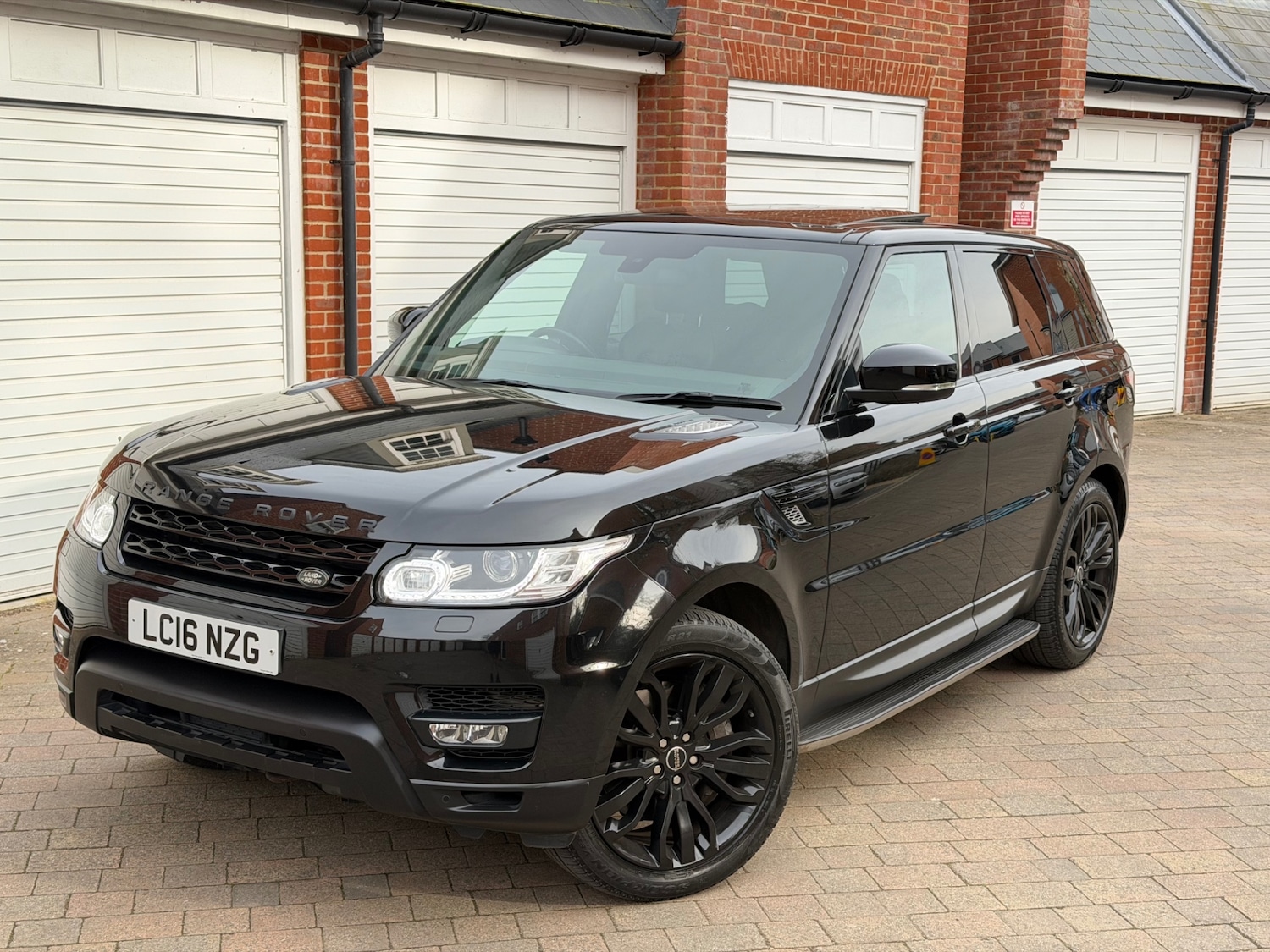 Used Land Rover Range Rover Sport 2016 for sale - 77995179: Photo 6