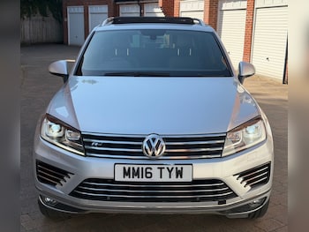 Used Volkswagen Touareg 2016 for sale - 79025787: Photo