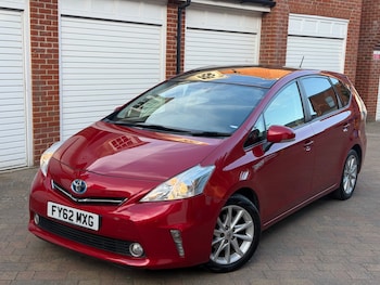 Used Toyota Prius+ 2012 for sale - 79115709: Photo
