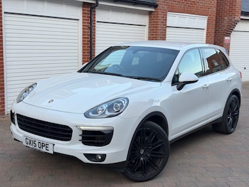 Used Porsche Cayenne 2015 for sale - 79487012: Photo