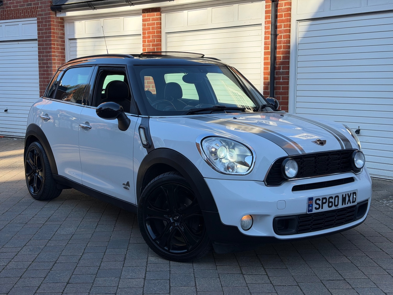 Used MINI Countryman 2010 for sale - 77942186: Photo 2