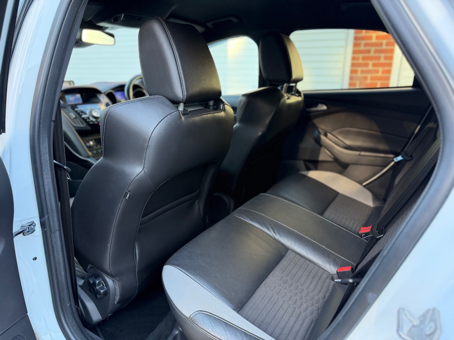 Used Ford Focus 2012 for sale - 77766131: Photo 23