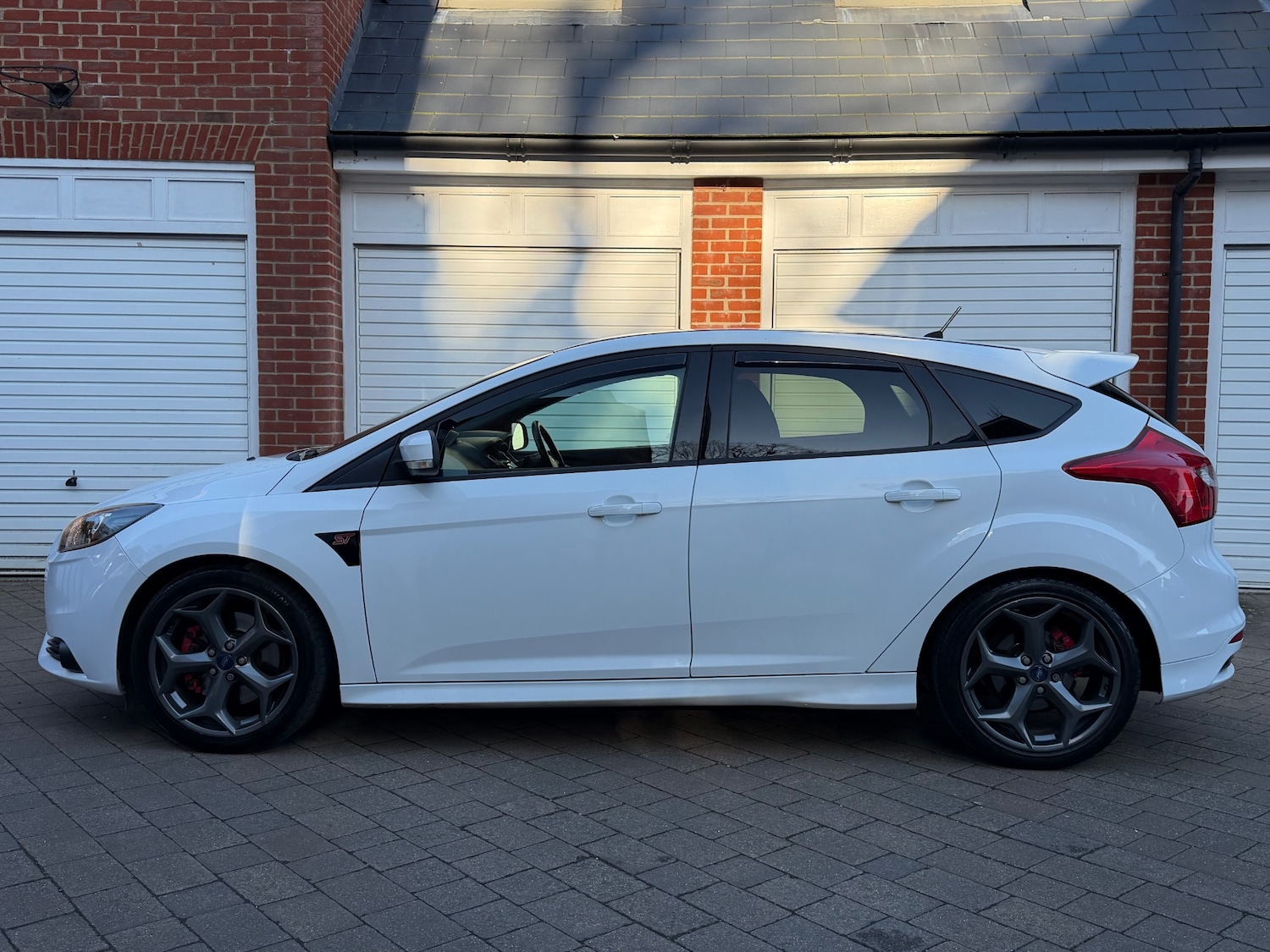 Used Ford Focus 2012 for sale - 77766131: Photo 8