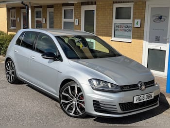 Used Volkswagen Golf 2016 for sale - 79855273: Photo