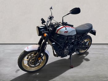 Used Yamaha XSR700 2021 for sale - bike-79594215: Photo