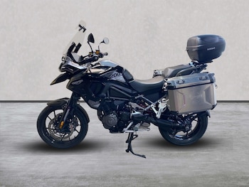 Used Triumph TIGER 2022 for sale - bike-78366812: Photo