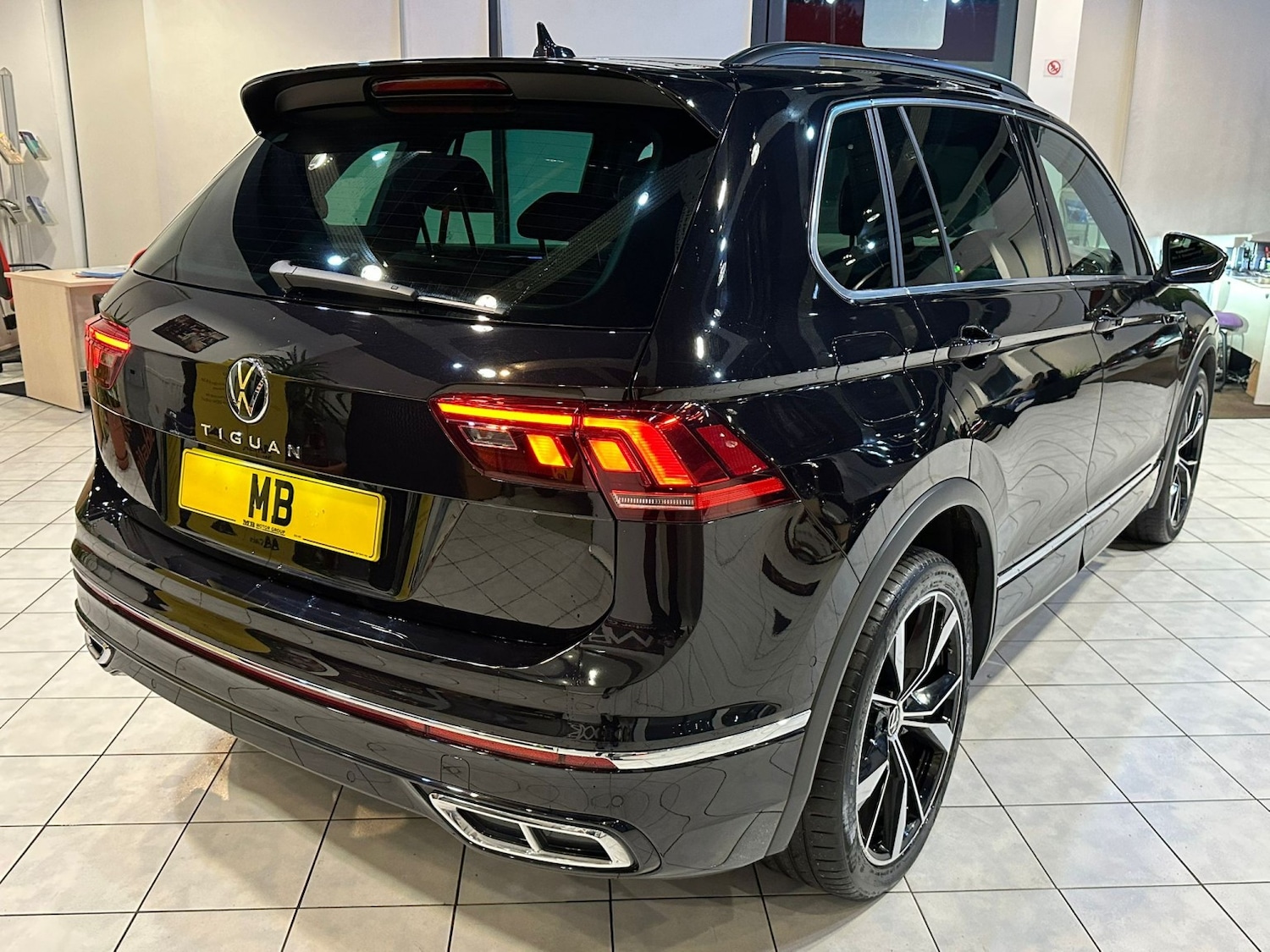 Used Volkswagen Tiguan 2023 for sale - 76536691: Photo 7