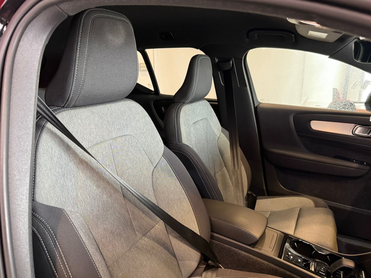 Used Volvo XC40 2024 for sale - 78045549: Photo 17