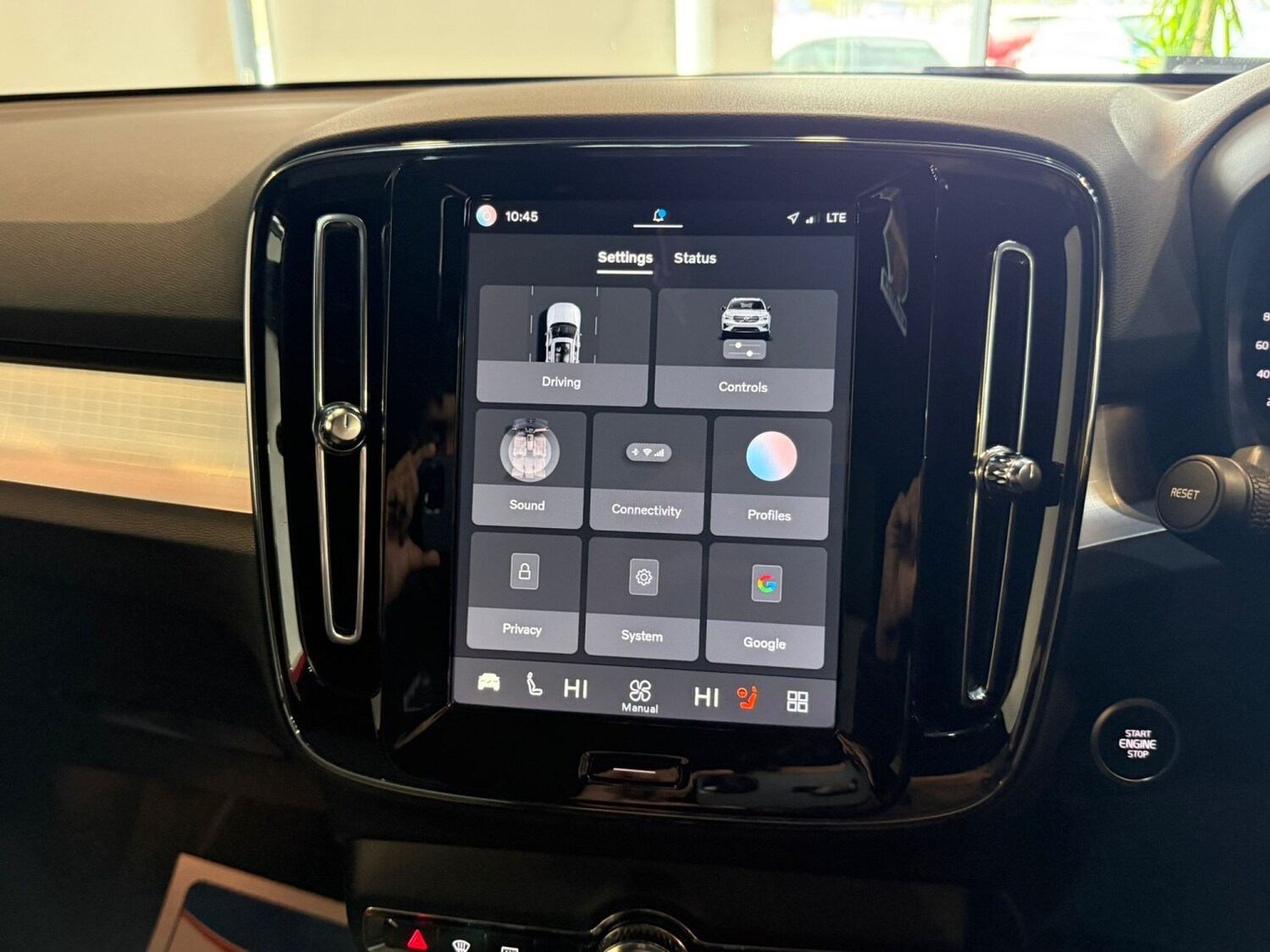 Used Volvo XC40 2024 for sale - 78045549: Photo 25