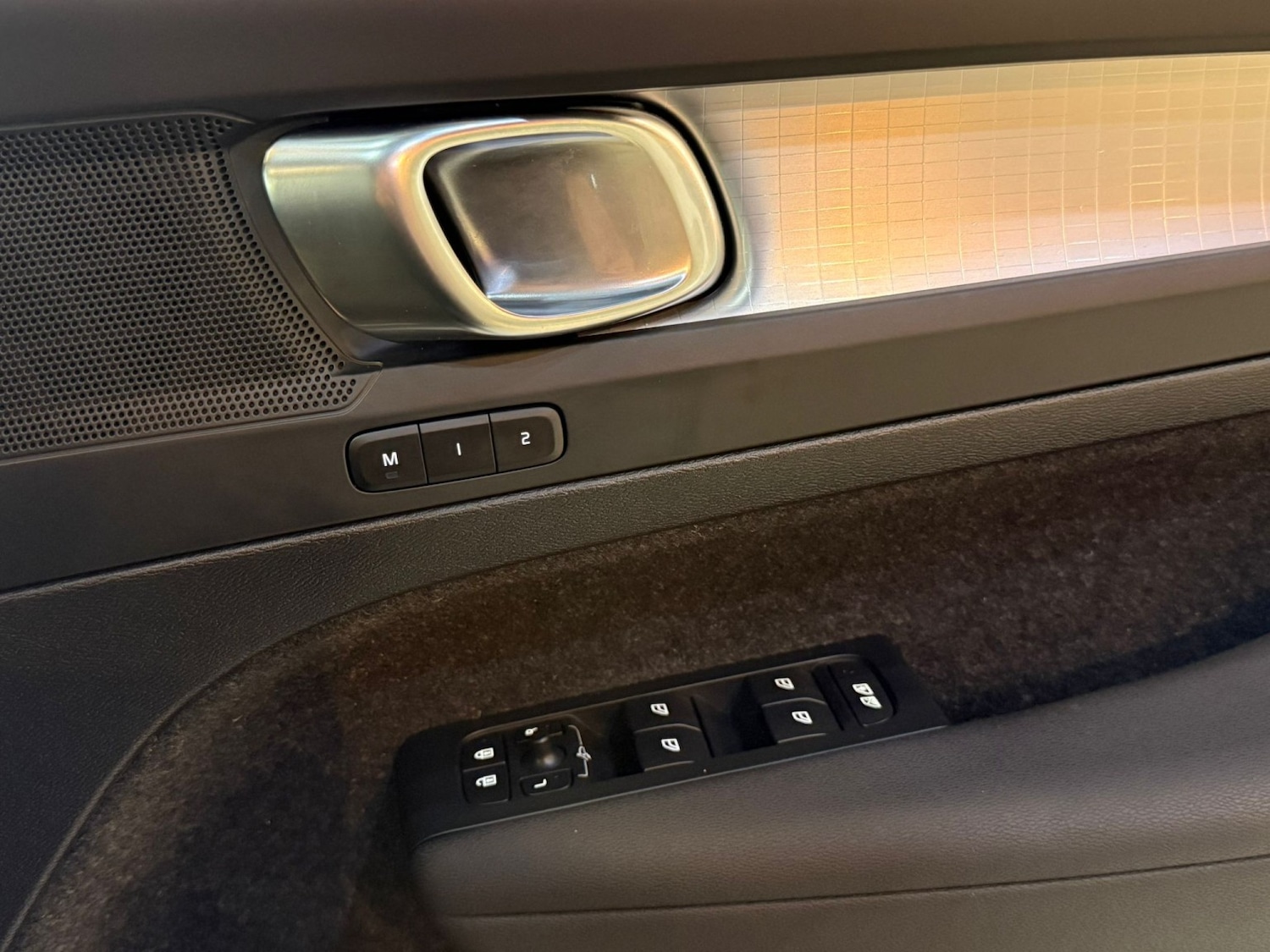 Used Volvo XC40 2024 for sale - 78045549: Photo 31