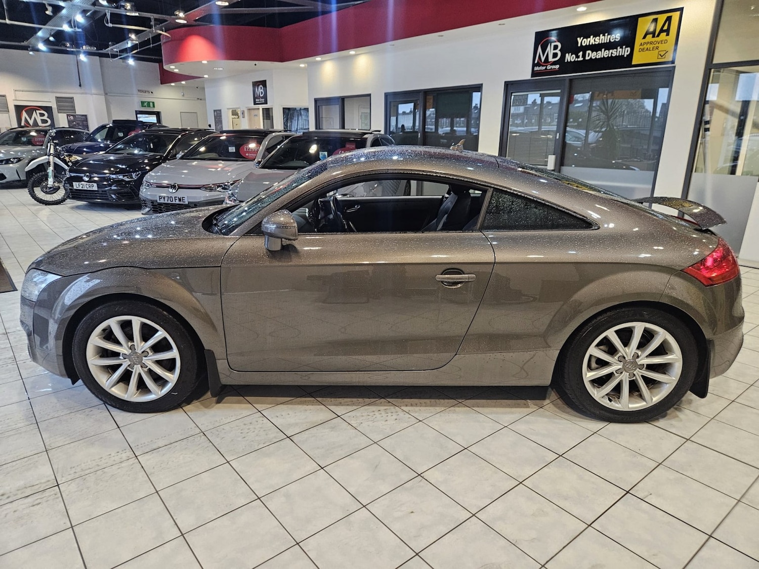 Used Audi TT 2012 for sale - 76547856: Photo 4