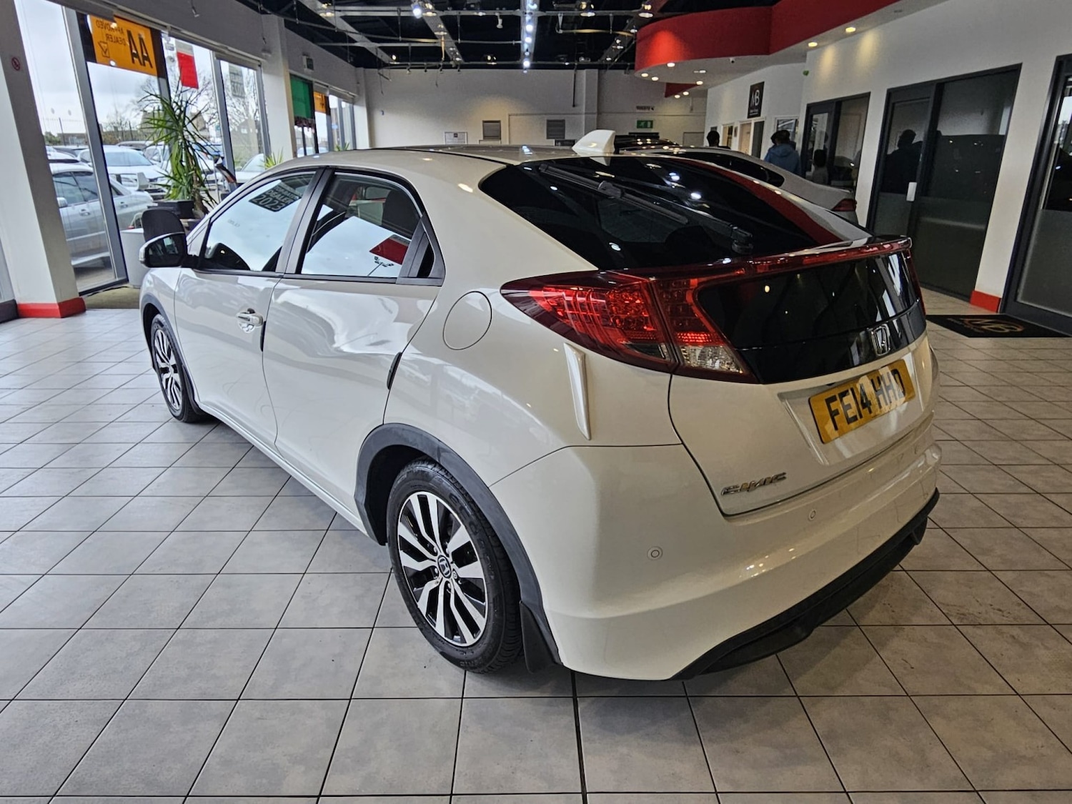 Used Honda Civic 2014 for sale - 78182831: Photo 6