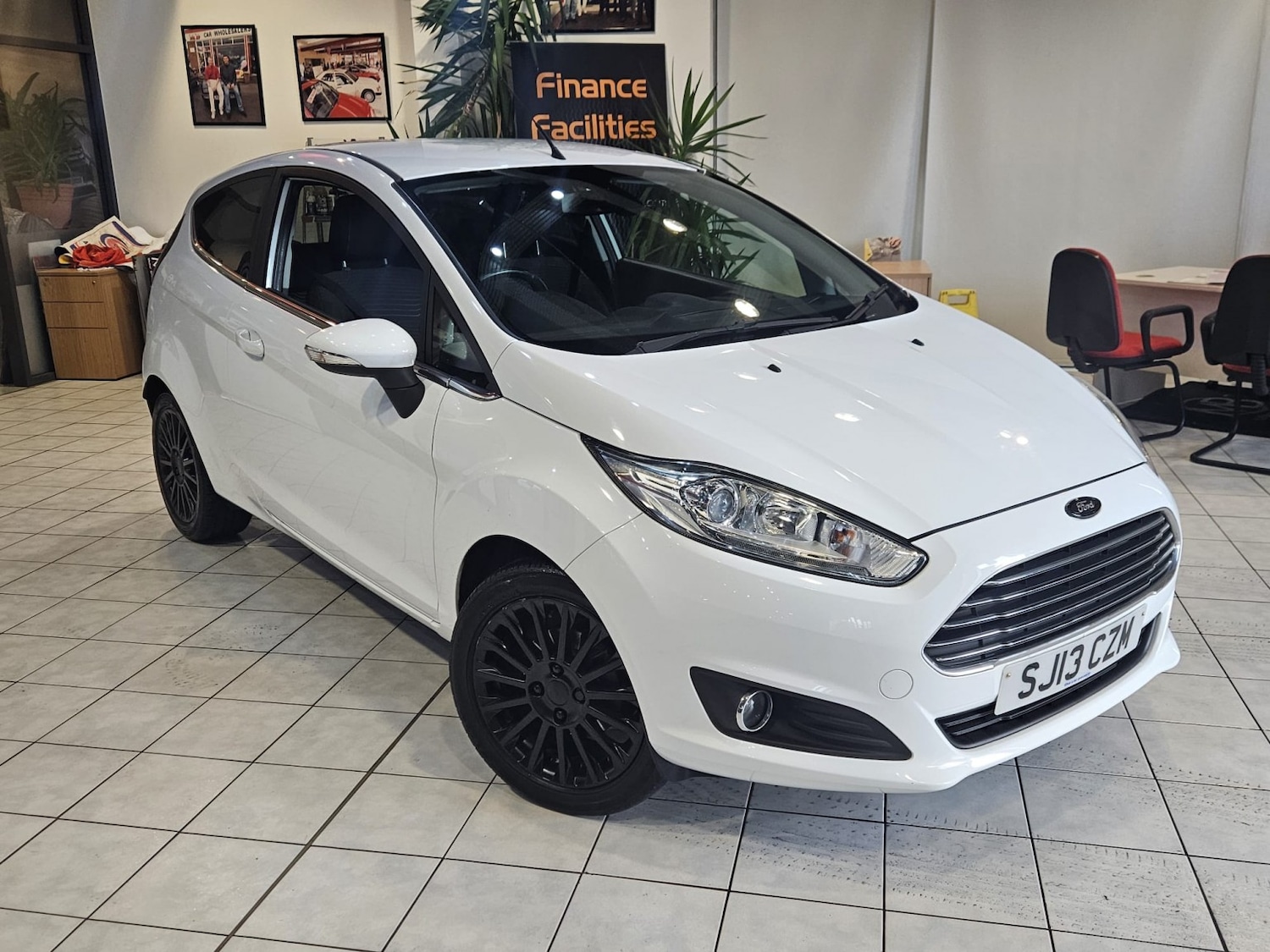 Used Ford Fiesta 2013 for sale - 76725566: Photo 1