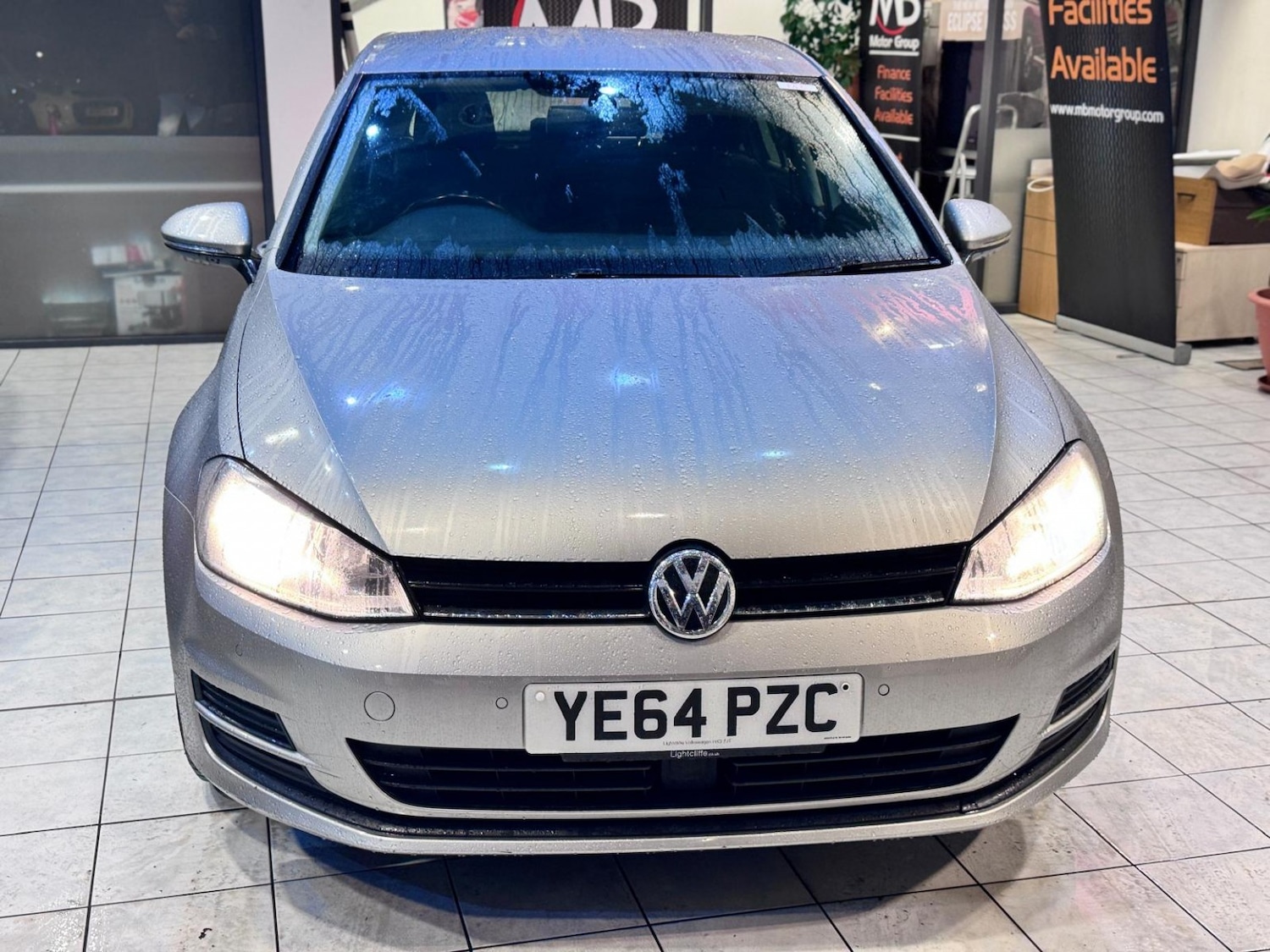 Used Volkswagen Golf 2014 for sale - 77595231: Photo 2