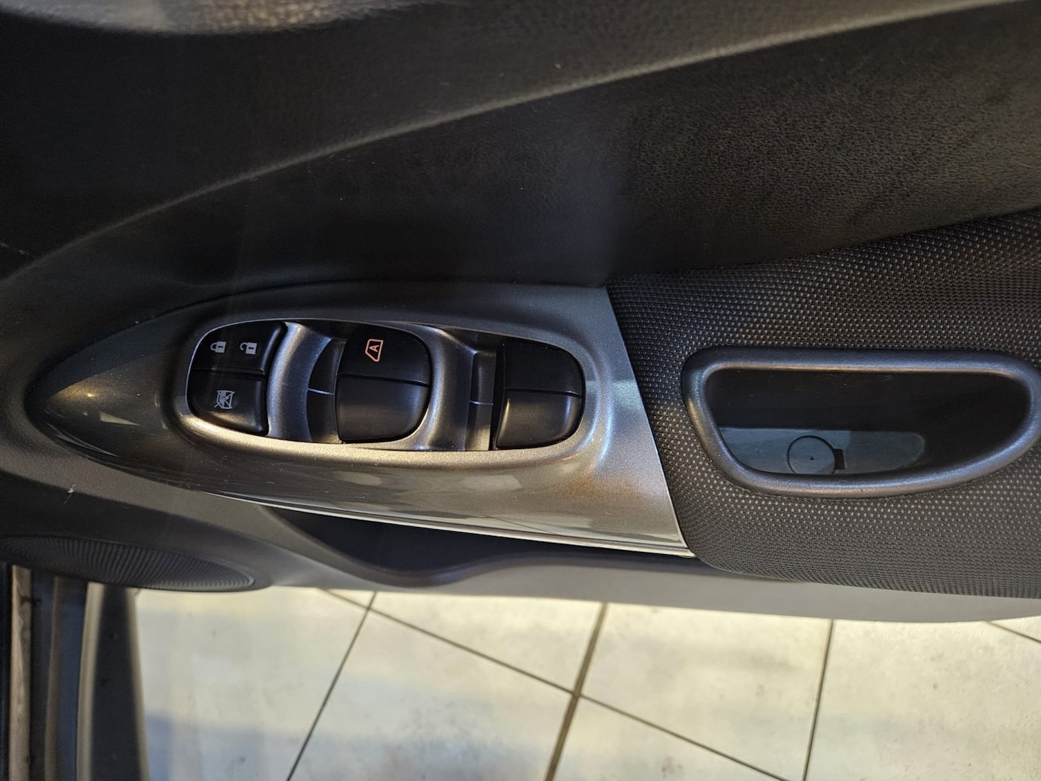 Used Nissan Juke 2011 for sale - 77478048: Photo 10