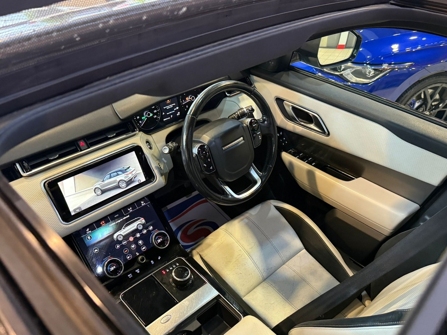 Used Land Rover Range Rover Velar 2017 for sale - 77536068: Photo 22