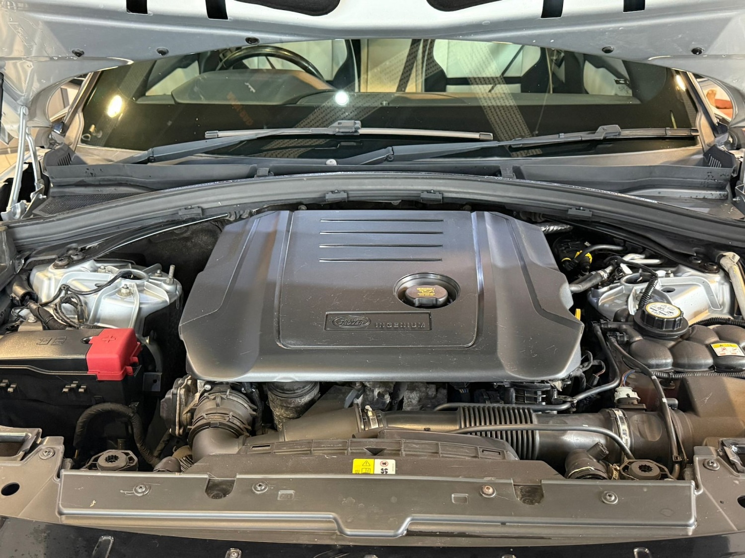 Used Land Rover Range Rover Velar 2017 for sale - 77536068: Photo 25