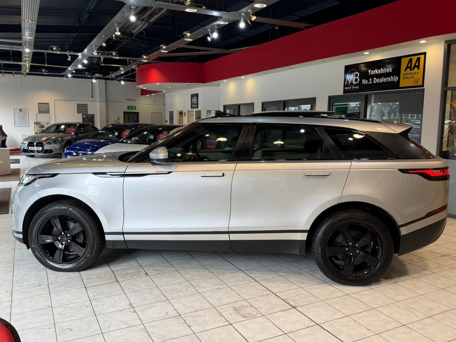 Used Land Rover Range Rover Velar 2017 for sale - 77536068: Photo 4