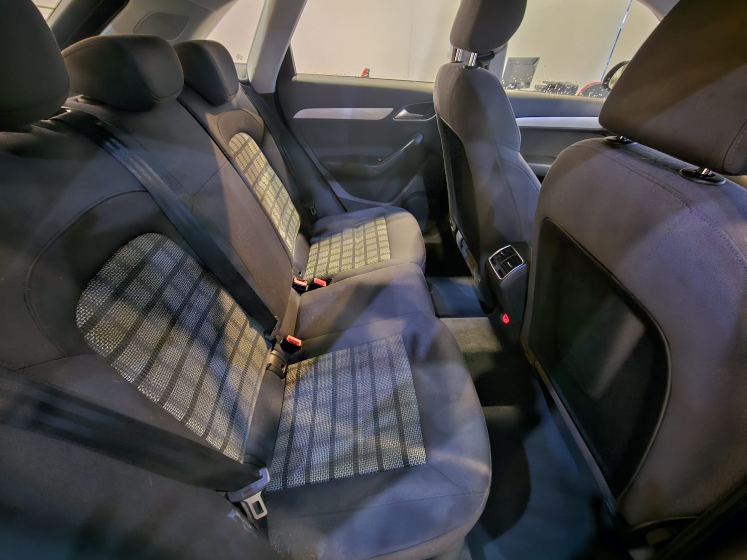 Used Audi Q3 2015 for sale - 76896897: Photo 10