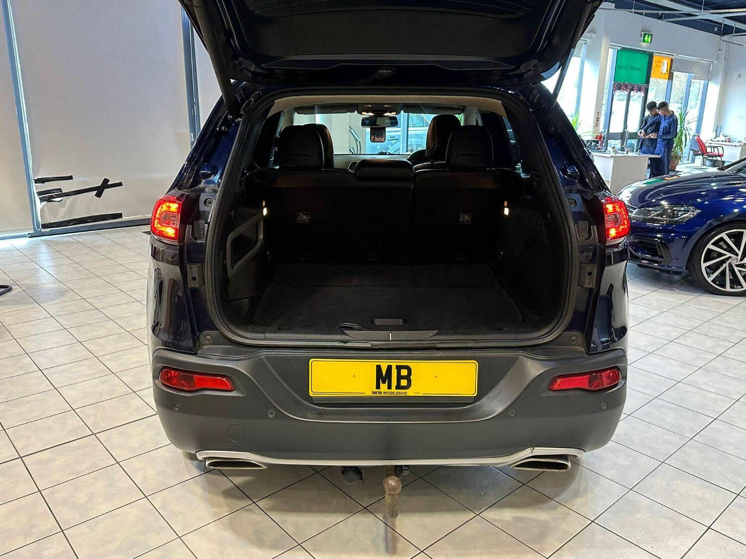 Used Jeep Cherokee 2016 for sale - 76439983: Photo 8